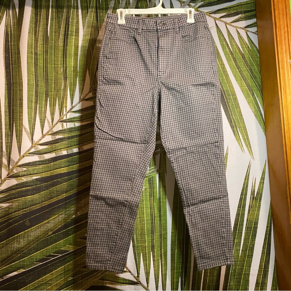 American Eagle Houndstooth Next Level Stretch High Rise Jeans